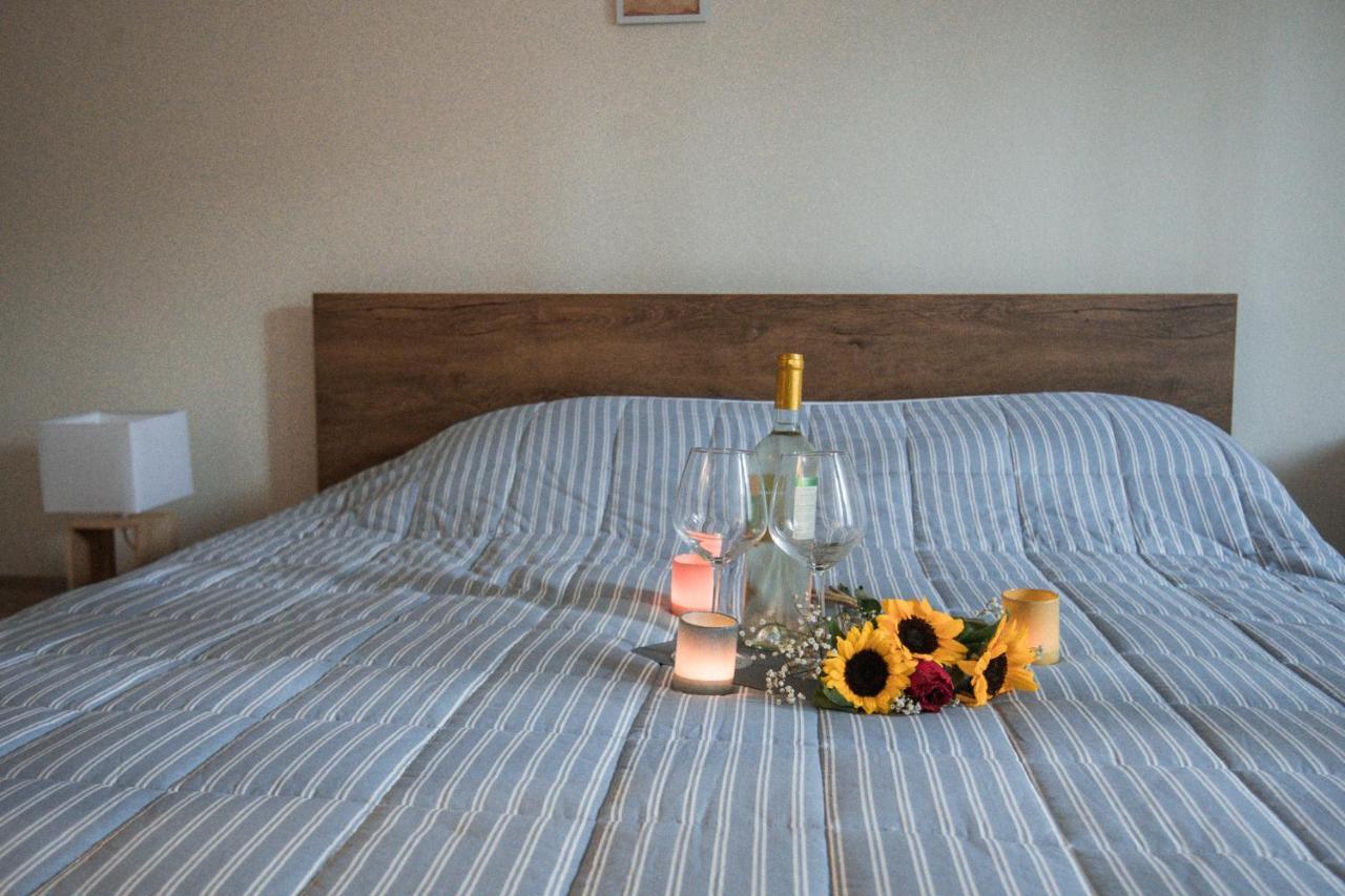 Sea Zen Guesthouse ราฟีนา ภายนอก รูปภาพ
